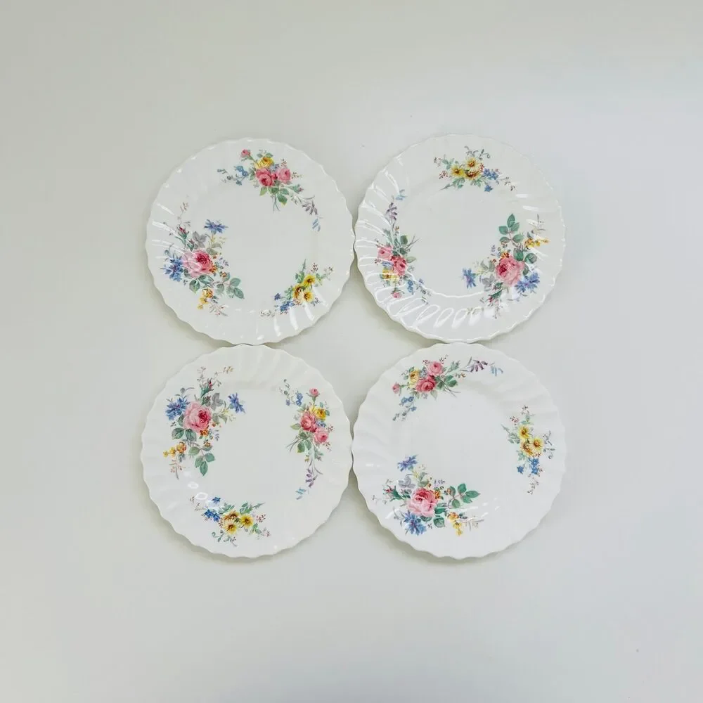 ROYAL DOULTON Arcadia Scalloped Edge Bone China Bread & Butter Plates, Set of 4